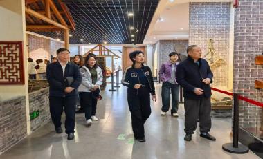 宜昌市政协机关人员到裕孝家庭博物馆参观学习,传承家风家训 深化党建廉政工作