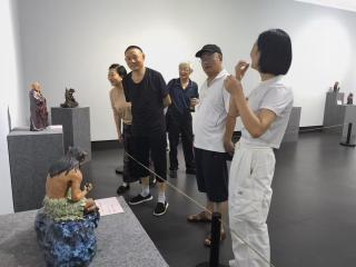 宜昌市美术馆开展&ldquo;陶缘柳絮&rdquo;臧陶展 粤宜文化交流添新彩