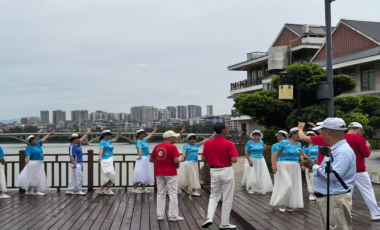 宜昌市裕孝家庭博物馆开展市民传统文化活动