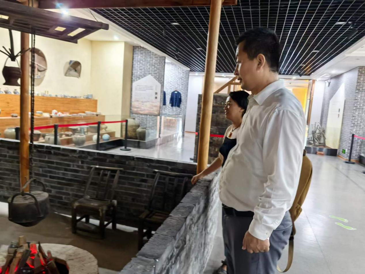品读优良家风 筑牢廉洁根基&mdash;&mdash;财信吉祥人寿走进宜昌市裕孝家庭博物馆开展研学教育